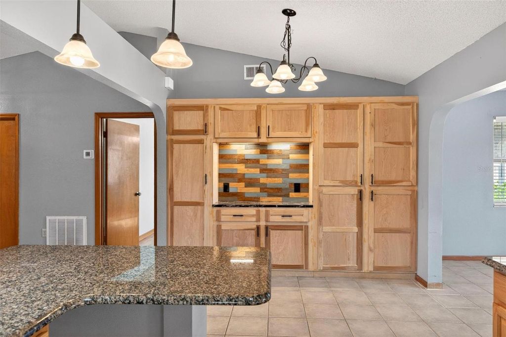 Image 32 of property listing at 1780 HEATHER STREET, Mount Dora, FL 32757