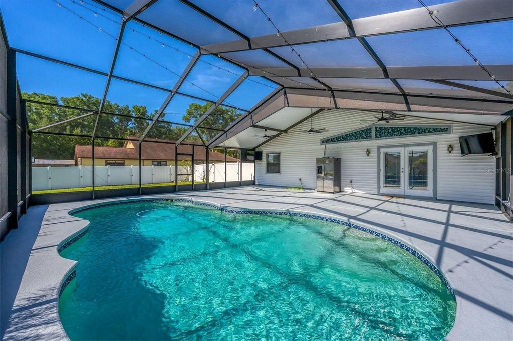 Image 10 of property listing at 1780 HEATHER STREET, Mount Dora, FL 32757