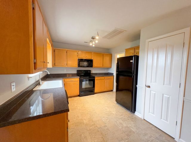 309 Dorchester Dr, Christiana, TN 37037