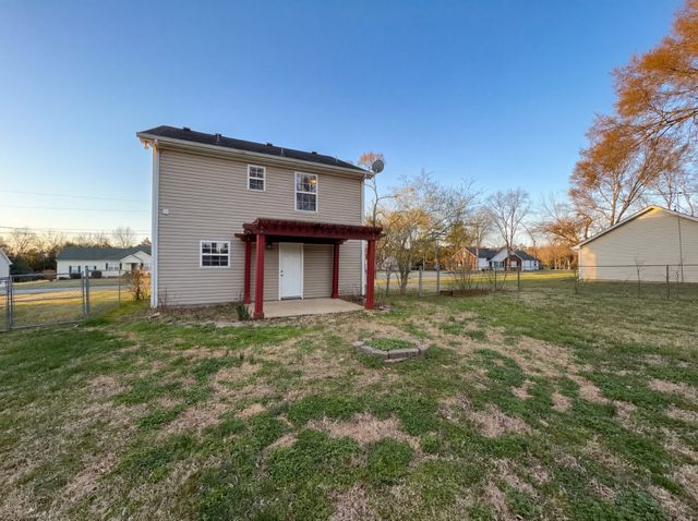 309 Dorchester Dr, Christiana, TN 37037