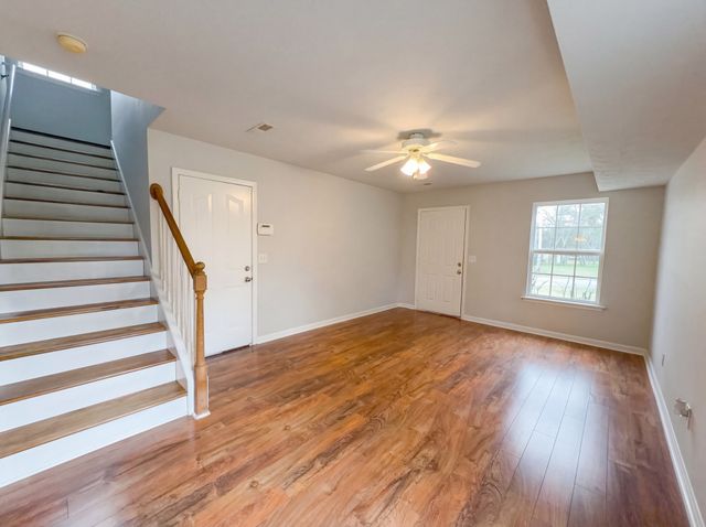 309 Dorchester Dr, Christiana, TN 37037