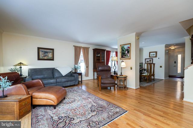 135 FALCON LN, Wilmington, DE 19808