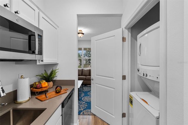 3072 BLUE BONNET LANE, Osteen, FL 32764