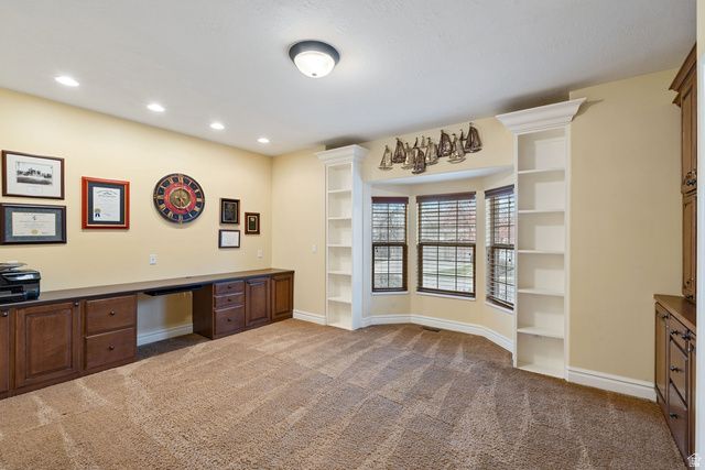 330 W PARADISO LN, Centerville, UT 84014