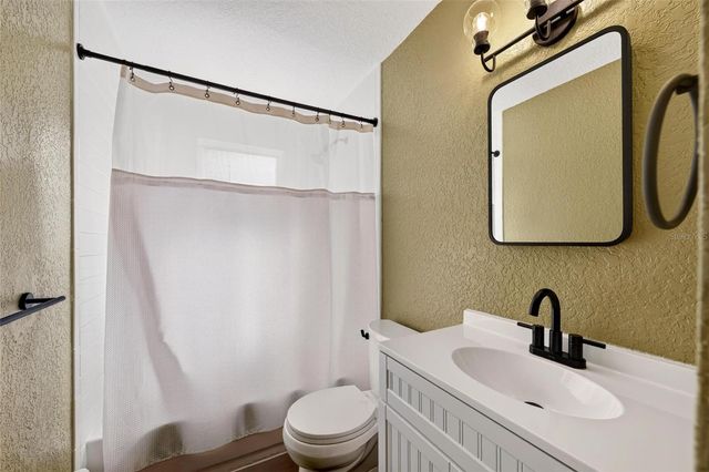 1125 N TREMAIN STREET, Mount Dora, FL 32757
