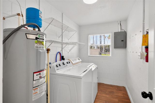 1125 N TREMAIN STREET, Mount Dora, FL 32757
