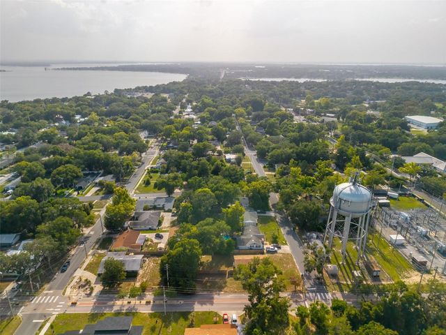 1125 N TREMAIN STREET, Mount Dora, FL 32757