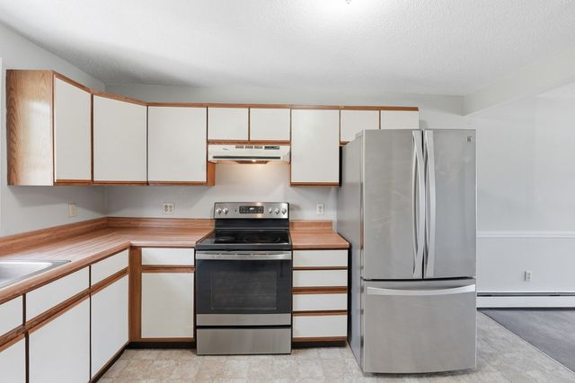 146 Hecla St 2A, Uxbridge, MA 01569