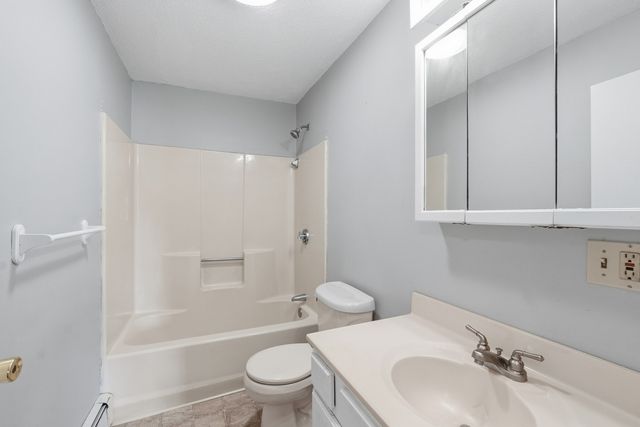 146 Hecla St 2A, Uxbridge, MA 01569
