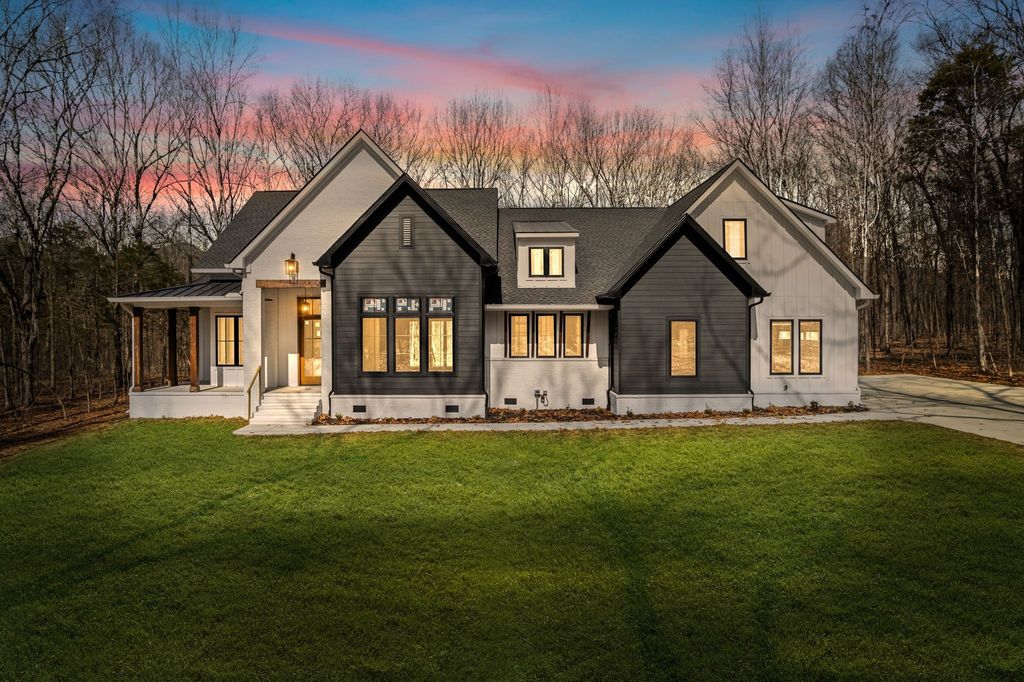 2169 Saint Johns Rd, Lascassas, TN 37085