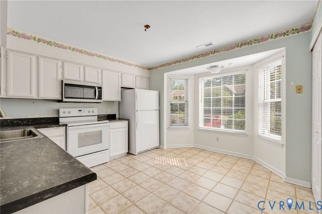 4100 Bush Lake Dr, Glen Allen, VA 23060