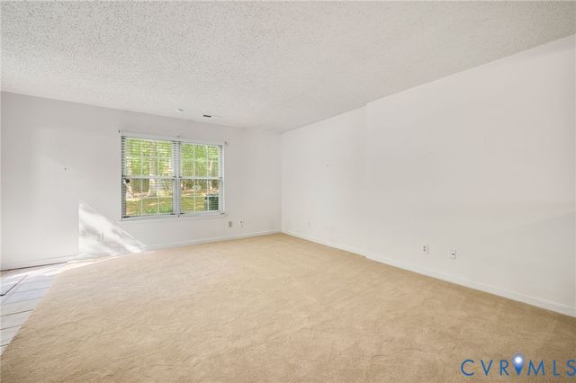 4100 Bush Lake Dr, Glen Allen, VA 23060