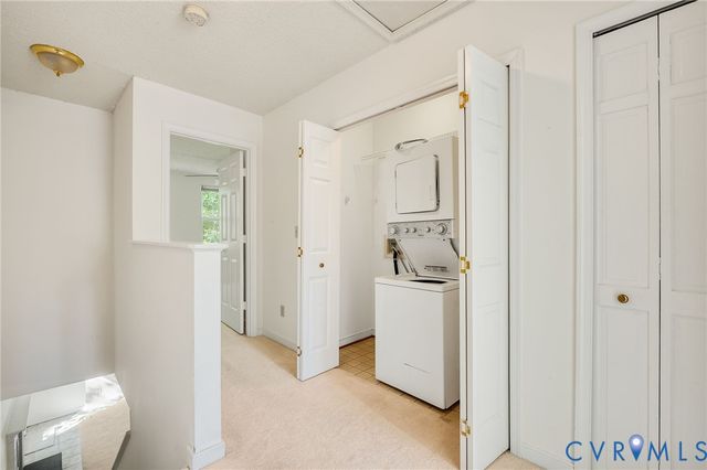 4100 Bush Lake Dr, Glen Allen, VA 23060