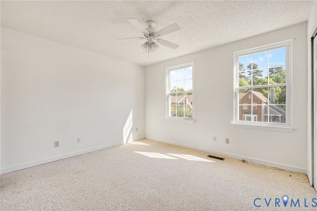 4100 Bush Lake Dr, Glen Allen, VA 23060