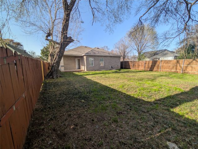 2550 Eugene Street, Dallas, TX 75215