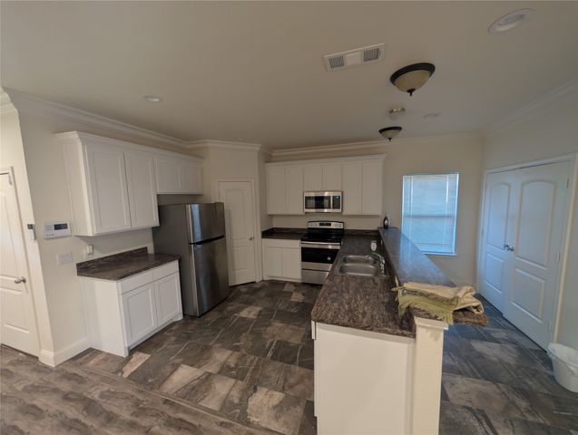 2550 Eugene Street, Dallas, TX 75215