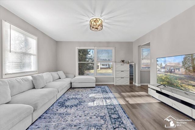 15002 Dixie Street, Redford Twp, MI 48239