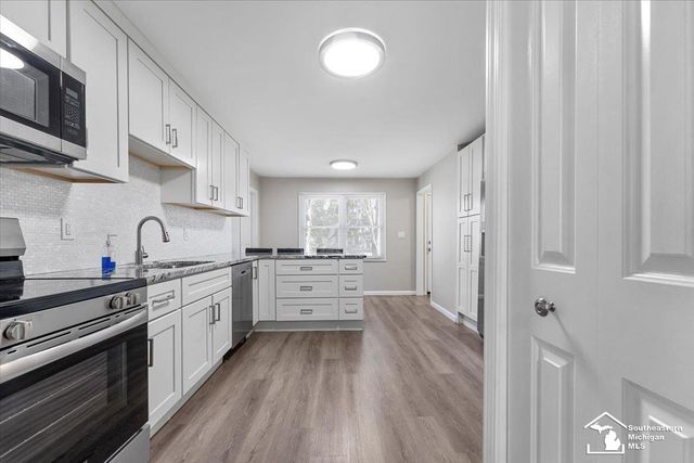 15002 Dixie Street, Redford Twp, MI 48239