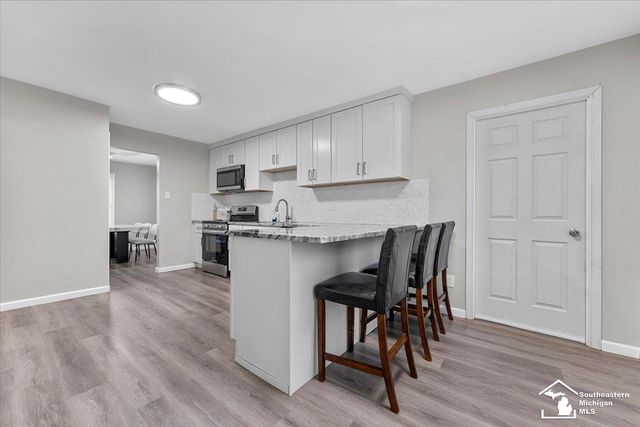 15002 Dixie Street, Redford Twp, MI 48239