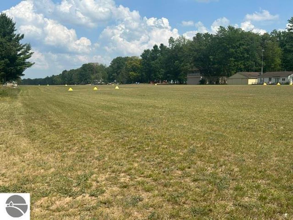 Image 16 of property listing at 7885 N Airpark Road, Weidman, MI 48893