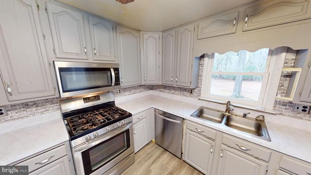 6230 CRACKLINGTOWN RD, Hughesville, MD 20637