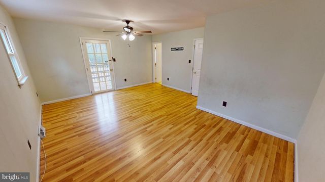 6230 CRACKLINGTOWN RD, Hughesville, MD 20637