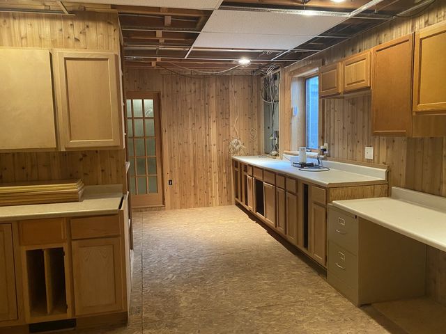 2 Evergreen Drive, Blue Grass, IA 52726