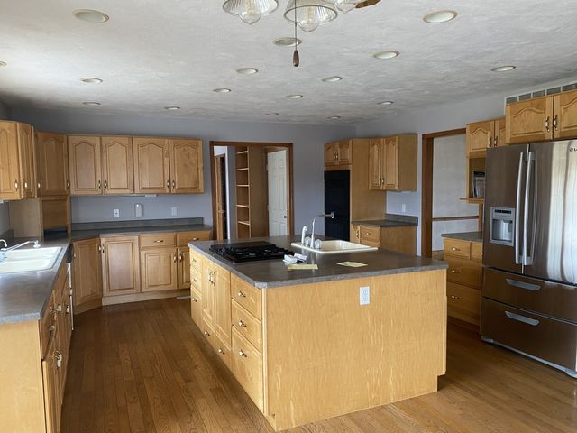 2 Evergreen Drive, Blue Grass, IA 52726