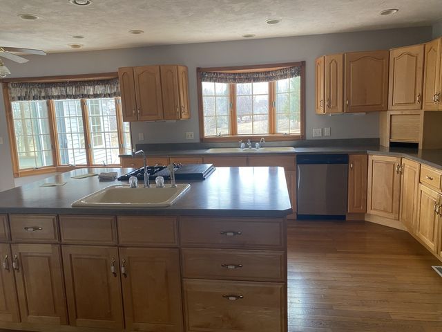 2 Evergreen Drive, Blue Grass, IA 52726