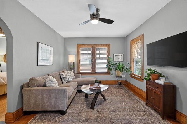 1718 Schlimgen Avenue, Madison, WI 53704
