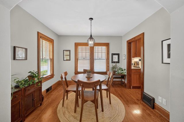1718 Schlimgen Avenue, Madison, WI 53704
