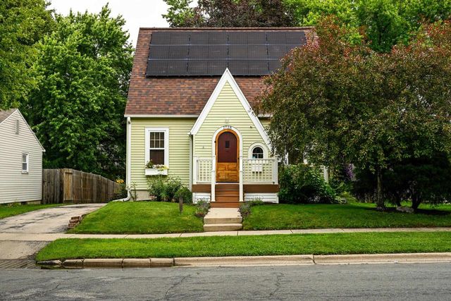 1718 Schlimgen Avenue, Madison, WI 53704