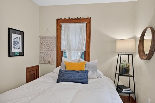 1718 Schlimgen Avenue, Madison, WI 53704