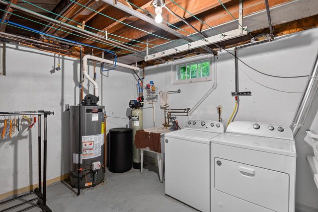 1718 Schlimgen Avenue, Madison, WI 53704