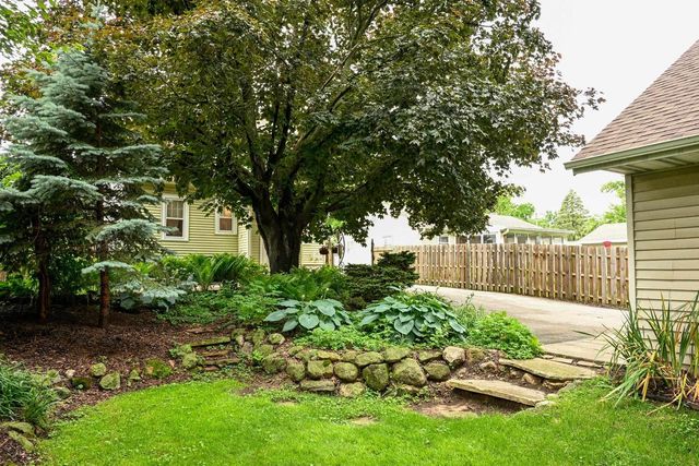 1718 Schlimgen Avenue, Madison, WI 53704