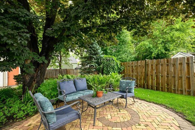 1718 Schlimgen Avenue, Madison, WI 53704