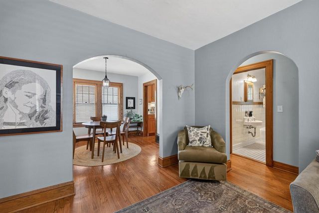 1718 Schlimgen Avenue, Madison, WI 53704