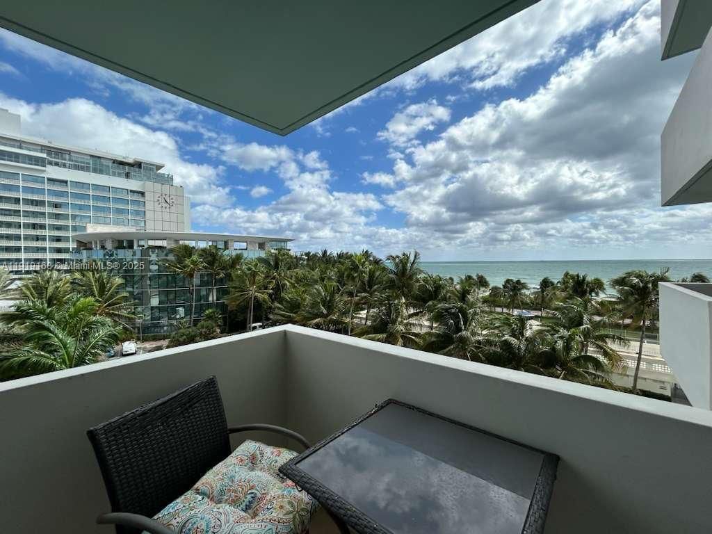 2899 Collins Ave 625, Miami Beach, FL 33140