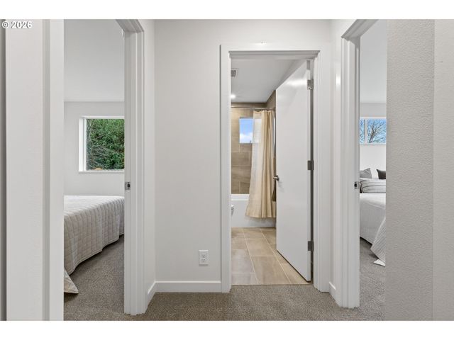 4485 Ne 41st Ave C, Portland, OR 97211