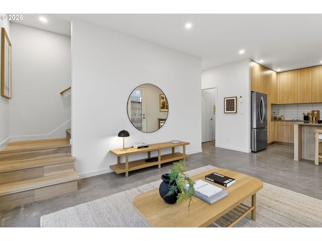 4485 Ne 41st Ave C, Portland, OR 97211