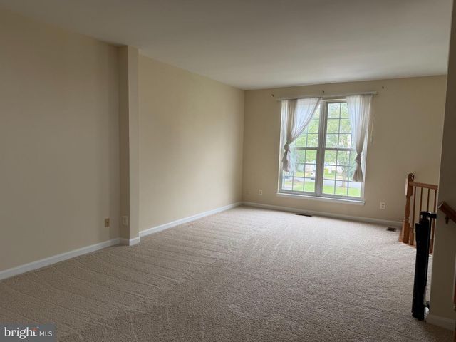 9400 SILVER METEOR CT, Manassas Park, VA 20111