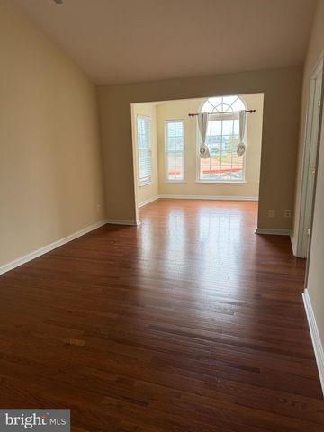 9400 SILVER METEOR CT, Manassas Park, VA 20111