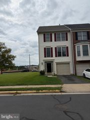 9400 SILVER METEOR CT, Manassas Park, VA 20111