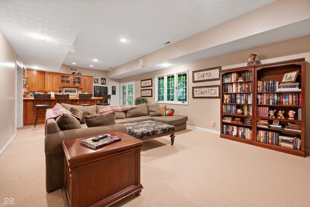 9838 Gulfstream Court, Fishers, IN 46037