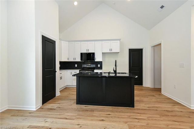 2120 Wythe Street, Greensboro, NC 27401