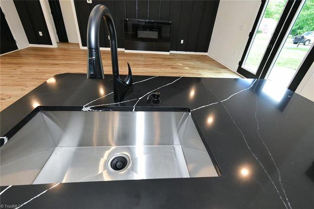 2120 Wythe Street, Greensboro, NC 27401