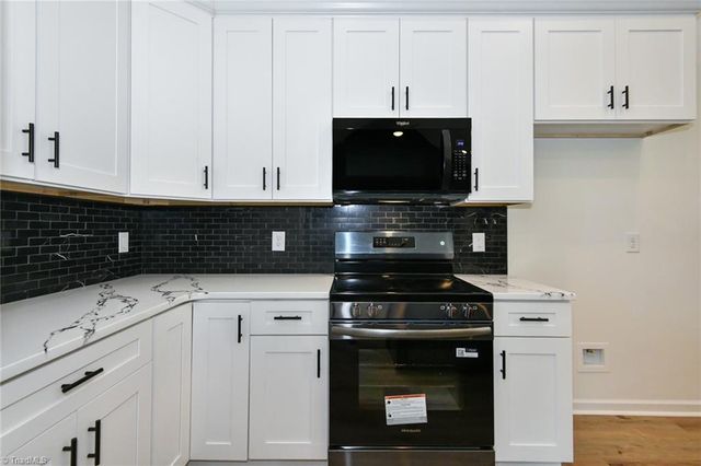 2120 Wythe Street, Greensboro, NC 27401