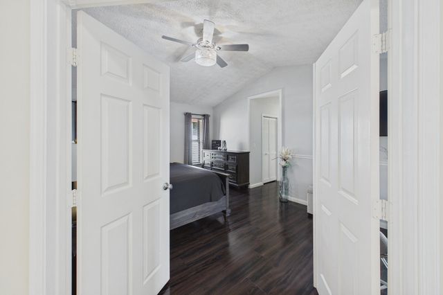 169 Executive Circle, Boynton Beach, FL 33436