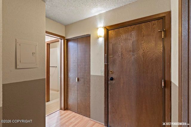 611 Copperbush Court, Anchorage, AK 99518