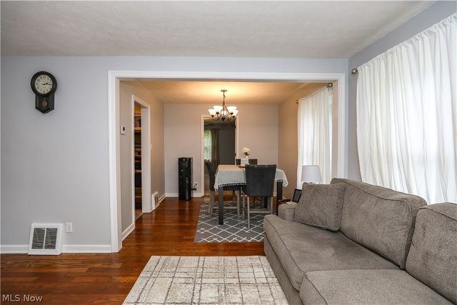 748 Cedar Avenue, Ravenna, OH 44266